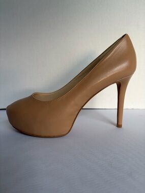 Nine West JULIETTE 7.5M Leather Stiletto Platform Pump In Nude